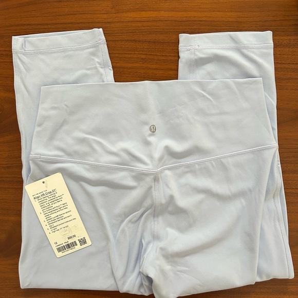 Lululemon Align HR Crop 21” Pastel Blue size 12 NWT - Picture 5 of 7